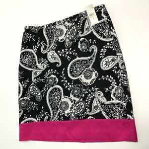 Ann Taylor Women's Silk blend  Paisley Skirt Size 6 NWT BLK WHITE PINK
